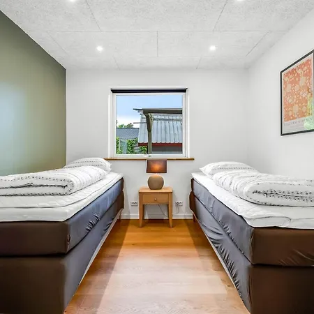 Сasa de vacaciones Aischa - 1-5km From The Sea By Interhome