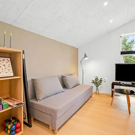 Aischa - 1-5km From The Sea By Interhome